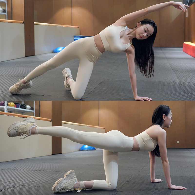 健身女孩一体式美背显瘦运动套装