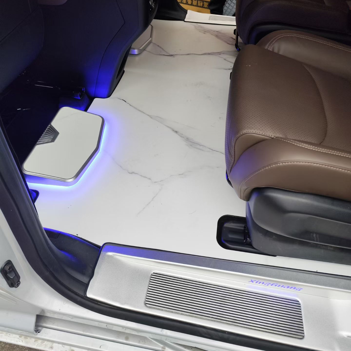 五菱星光730航空铝地板