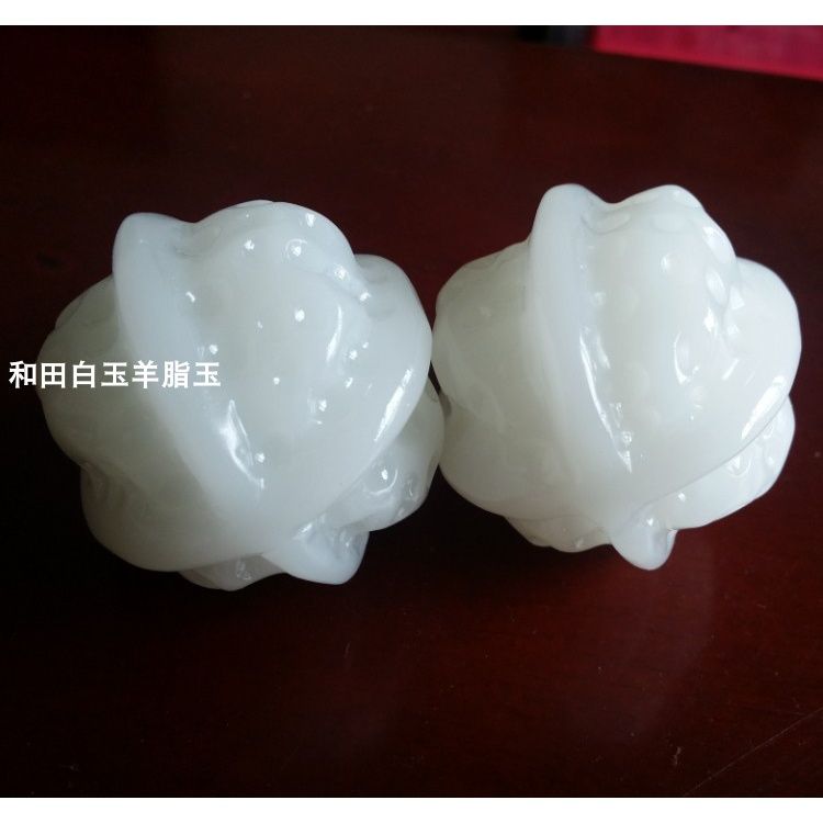 新疆料和田色白玉核桃手把件玉核桃健身球羊脂白玉手玩件