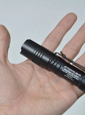 1L-1AA战术EDC手电筒 350流明户外露营照明口袋夹便携防水可编程