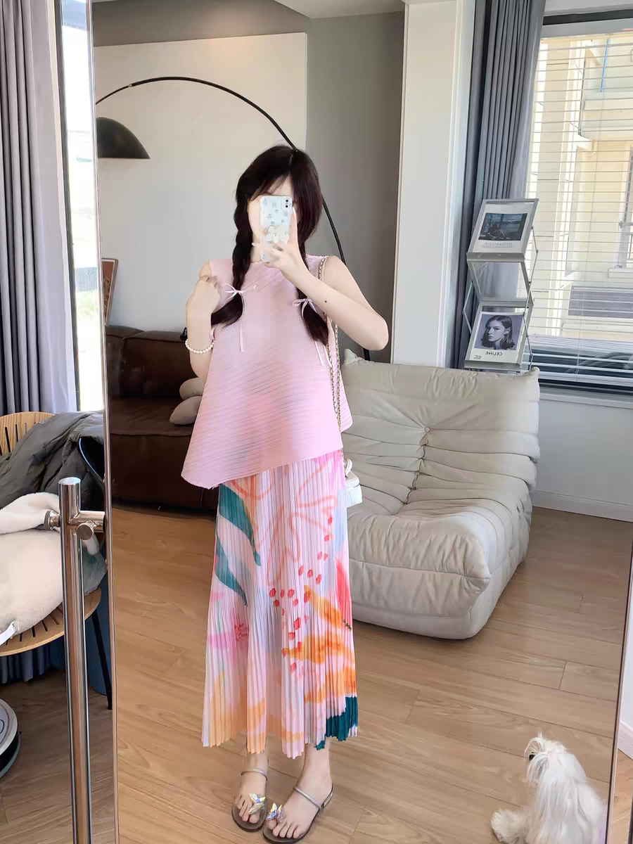 三宅风套装女夏季斜摆彩色背心上衣扎染A字半身裙一整套百搭