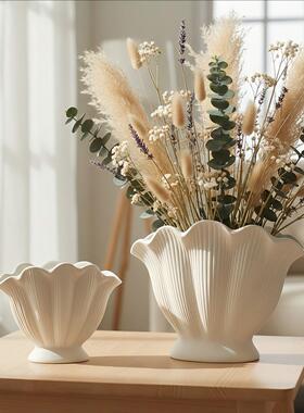 北欧风贝壳花瓶陶瓷哑光白花器轻奢简约可插干花和鲜花