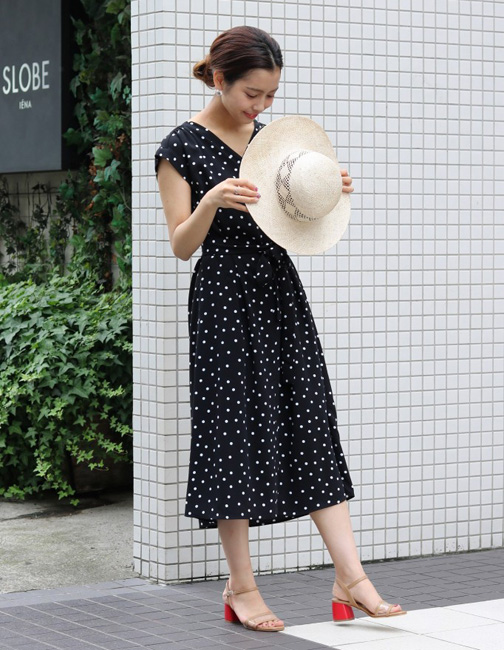 聚酯纤维清爽波点可开襟穿着