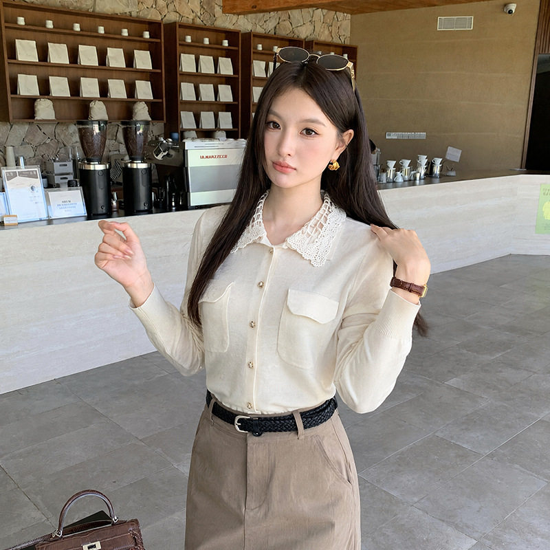 秀熙熙2026秋季韩版刺绣POLO领羊毛针织衫毛衣开衫女上衣K88513