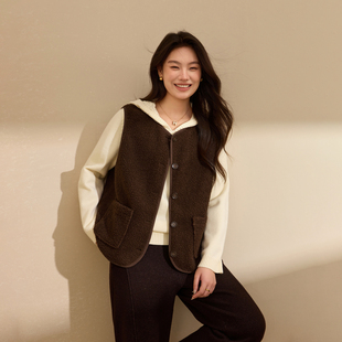 女装 纤莉秀大码 叠穿外套胖mm2025冬新款 保暖气质圆领百搭马甲