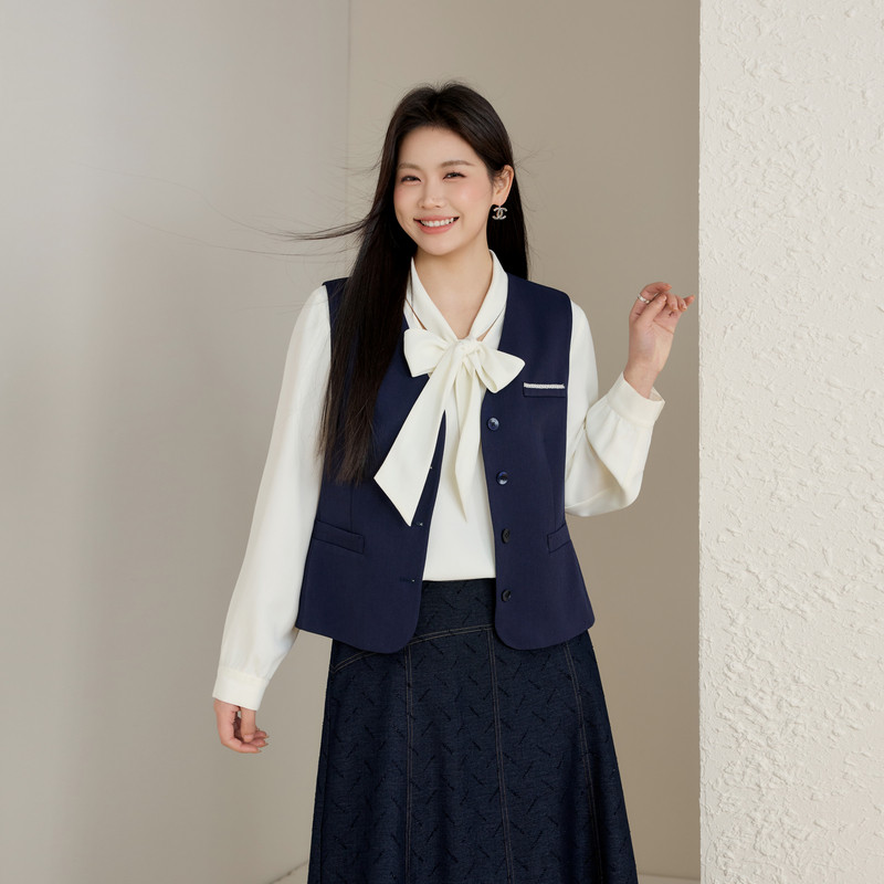 【叠穿百搭马甲】纤莉秀大码女装优雅时髦V领开衫胖mm2026春新款,女装/女士精品,大码内搭,淘宝优惠券,粉丝福利购,淘宝优惠卷