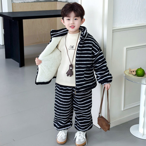 宝宝加绒加厚睡衣外穿家居服套装