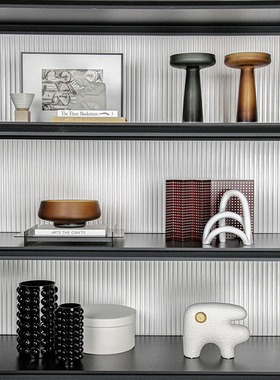 现代轻奢样板房办公室书房书柜电视背景墙花瓶托盘挂画组合摆件