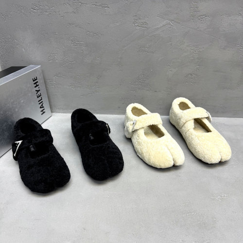 冬季羊羔毛保暖分趾玛丽珍鞋