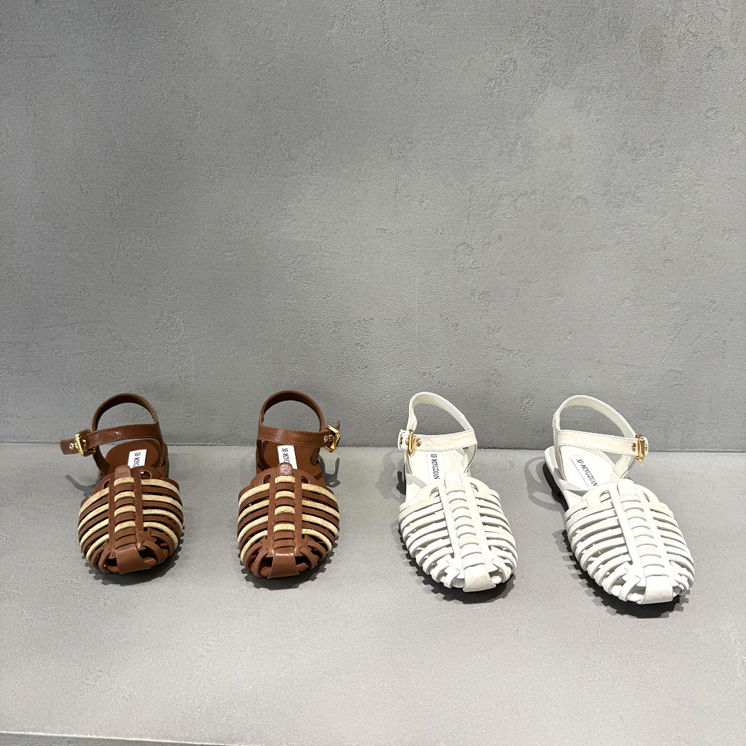 欧洲站欧货女鞋2026夏新款真皮复古罗马风包头凉鞋夏平底镂空单鞋