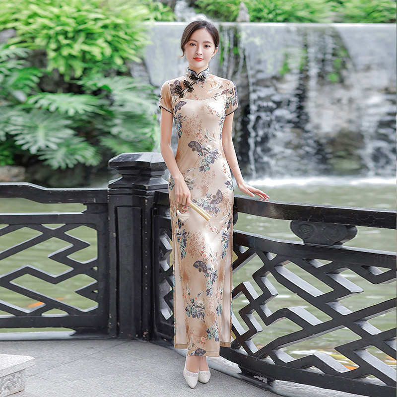 高考旗袍第三天走向辉煌黄鹤之飞夏季短袖印花走秀紧身改良版开衩高性价比高么？