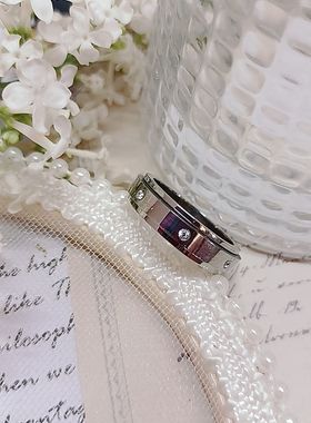 日韩新款热销戒指女钛钢情侣对戒可转动满天星婚戒食指指环女首饰