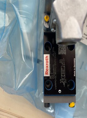 0811404602 R901382313 4WRPEH6C3B24L-3X/M/24A1力士乐原装比例