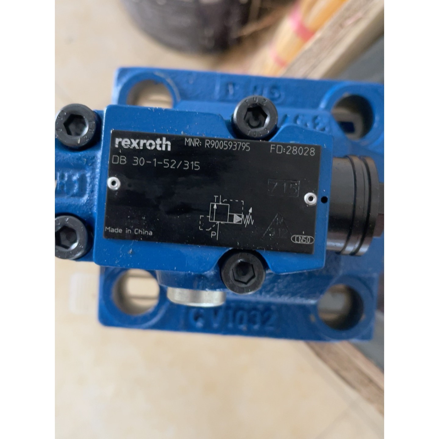 R900593795?型号：DB30-1-5X/315