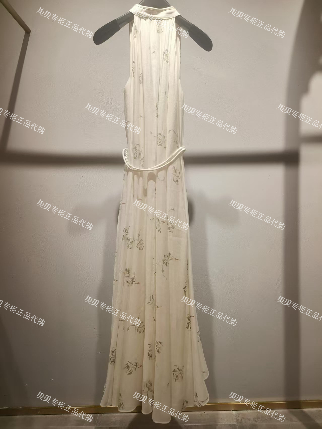 MAXRIENY 玛克茜妮 2025夏 优雅收腰印花连衣裙 MU86DR013 1199