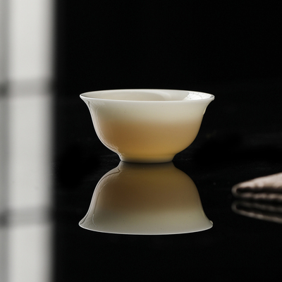 30ml冰种璞玉反口杯小号品茗杯