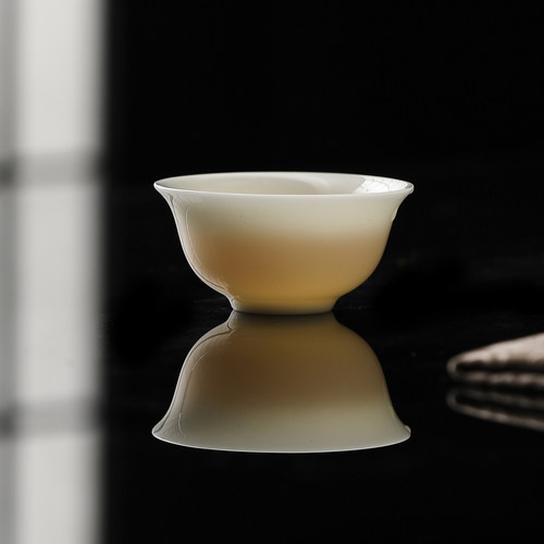 30ml冰种璞玉反口杯小号品茗杯