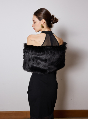 Kilonova2025秋冬季新款仿皮草披肩女设计感时尚保暖黑色外搭披肩