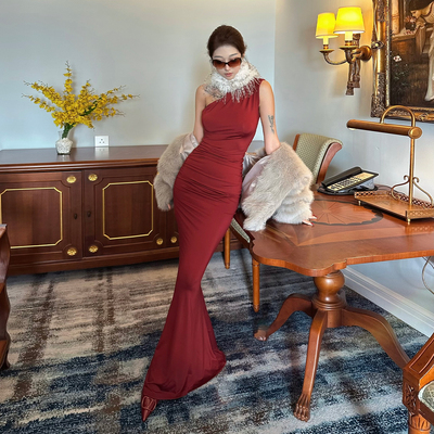 Kilonova优雅酒红色斜肩连衣长裙