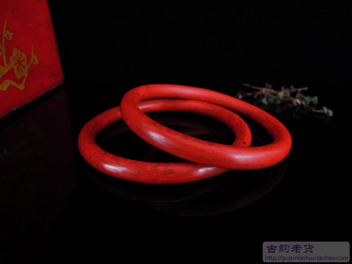 北京手工雕漆（库存老货）手工天然大漆 老雕漆素面圆棍镯/只