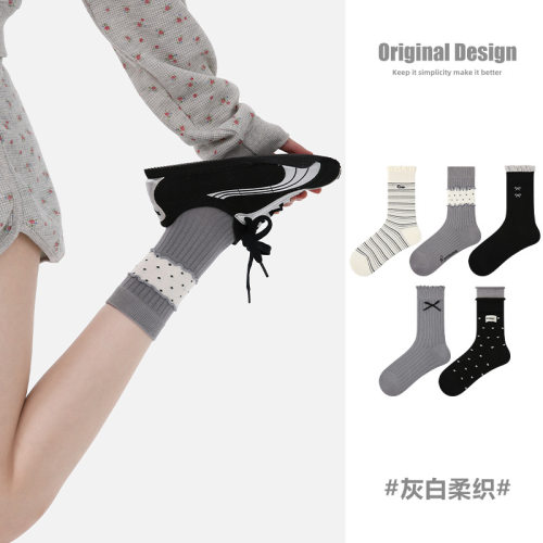 R5059袜子春秋灰白柔织休闲袜子女款中筒袜棉透气运动复古袜子女
