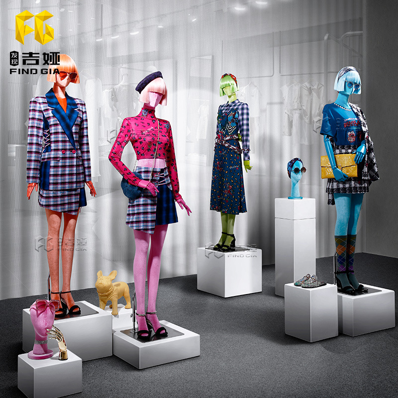 发现吉娅韩版彩色丝绒平肩服装店