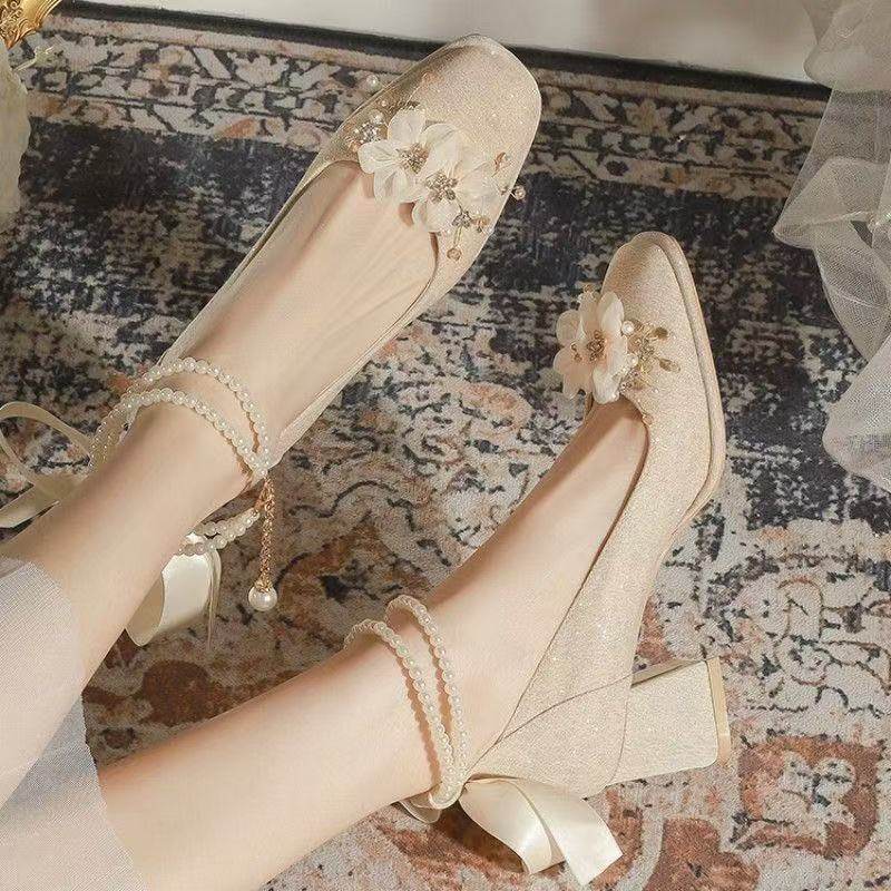 高跟鞋女大码新中式新娘旗袍秀禾婚纱婚鞋伴娘单鞋方头粗跟花珠扣,女鞋,浅口单鞋,淘宝优惠券,粉丝福利购,淘宝优惠卷