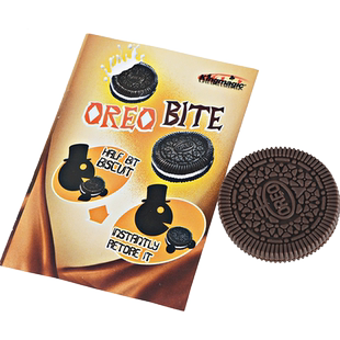 咬饼干还原Cyril-OREO吃饼干还原魔术道具震撼魔术道具