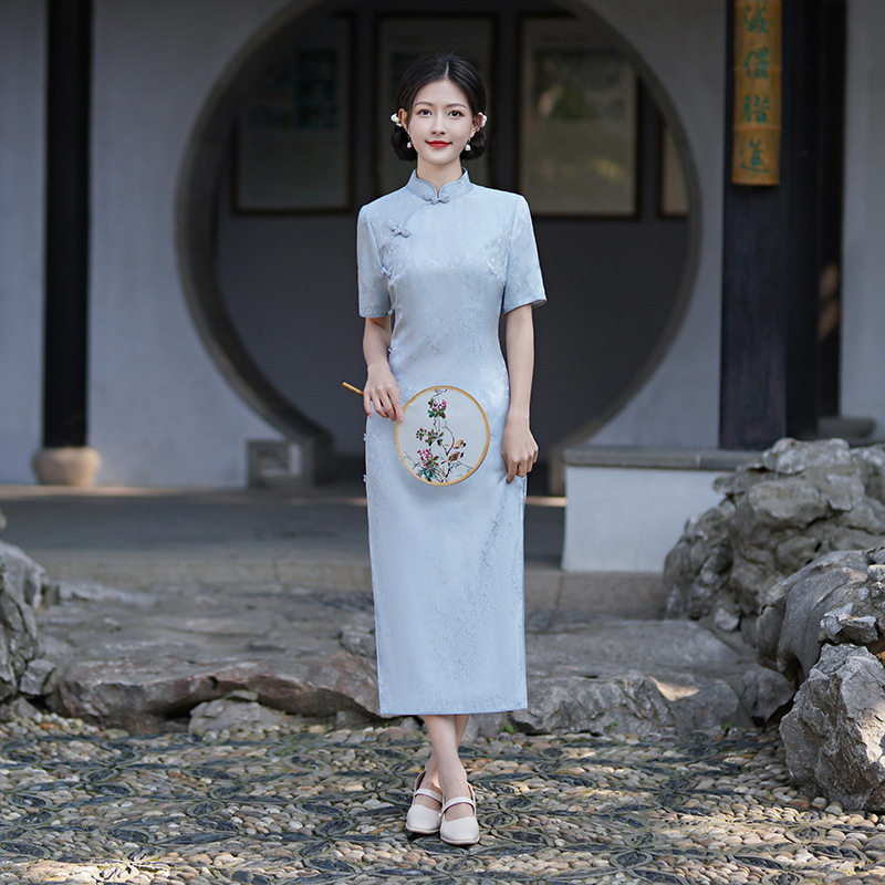 名兰世家官方懿菲唐之语逸红颜槿爷华族经典旗袍先生崔万志旗舰店