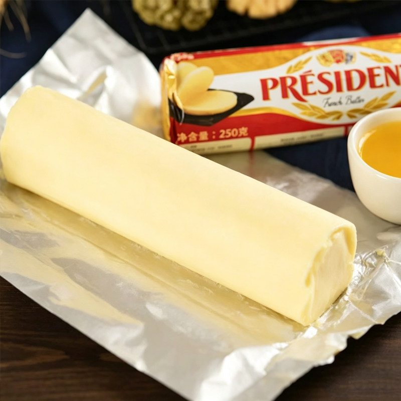 总统淡味黄油卷250g法国进口发酵动物性乳酸黄油面包家用烘焙原料