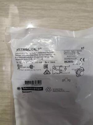 电感式施耐德接近开关XS230BLNAL2C XS2-30BLNAL2CBA专用原装