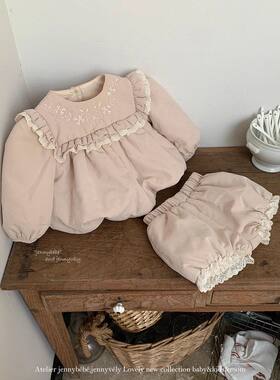 女宝宝冬季衣服韩版夹棉加厚套装洋气刺绣花边棉服上衣短裤两件套