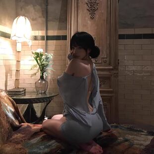 擦性感边网红抖音连衣裙露背大码蓝色长袖一字肩蝙蝠袖纯欲包臀裙