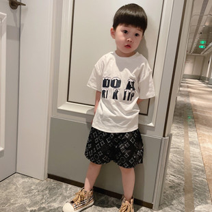 洋气简约25夏男女童宝彩虹雪山字母印花短袖T恤沙滩短裤套装