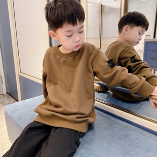 潮款橄榄绿水洗毛圈卫衣罗盘徽章圆领套头打底衫内搭外穿秋冬童装