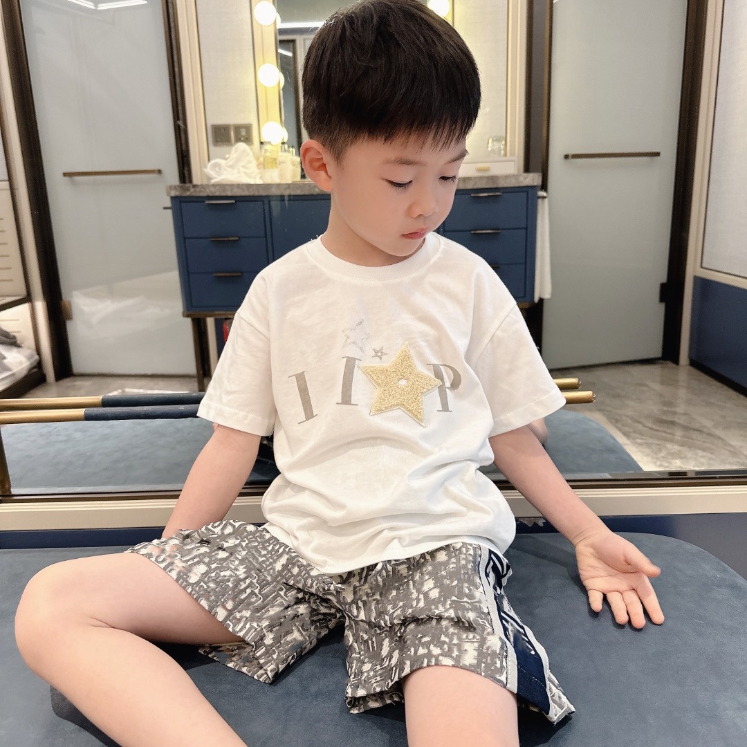 毛巾绣五角星短袖T恤圆领