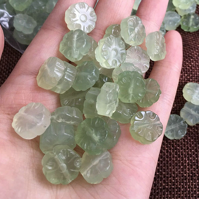 纯天然岫玉梅花吊饰diy饰品配饰