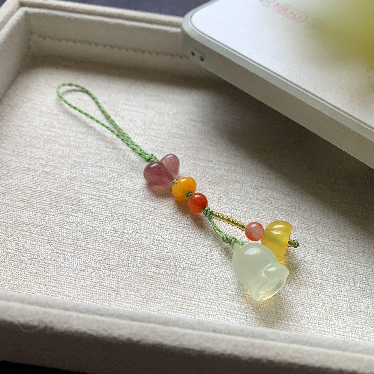 岫玉石榴花蜜蜡鱼手机挂件包挂饰