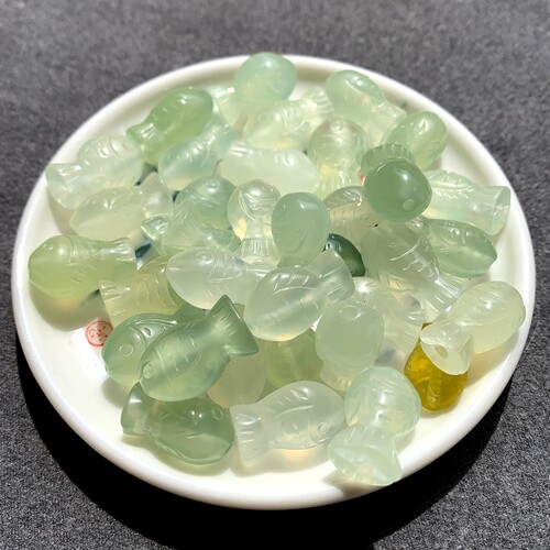 纯天然岫玉小鱼吊坠连年有余项坠