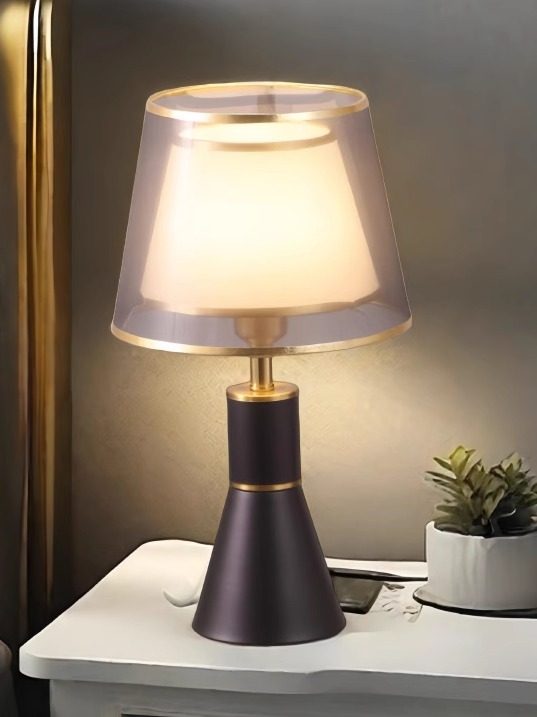 25新光豪华时尚台灯温暖现代休闲创意卧室房间装饰斯堪的纳维亚装