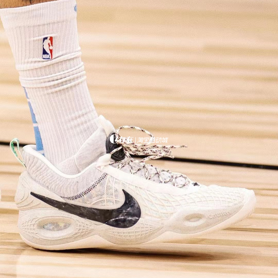 篮球鞋Nike/耐克实战篮球鞋