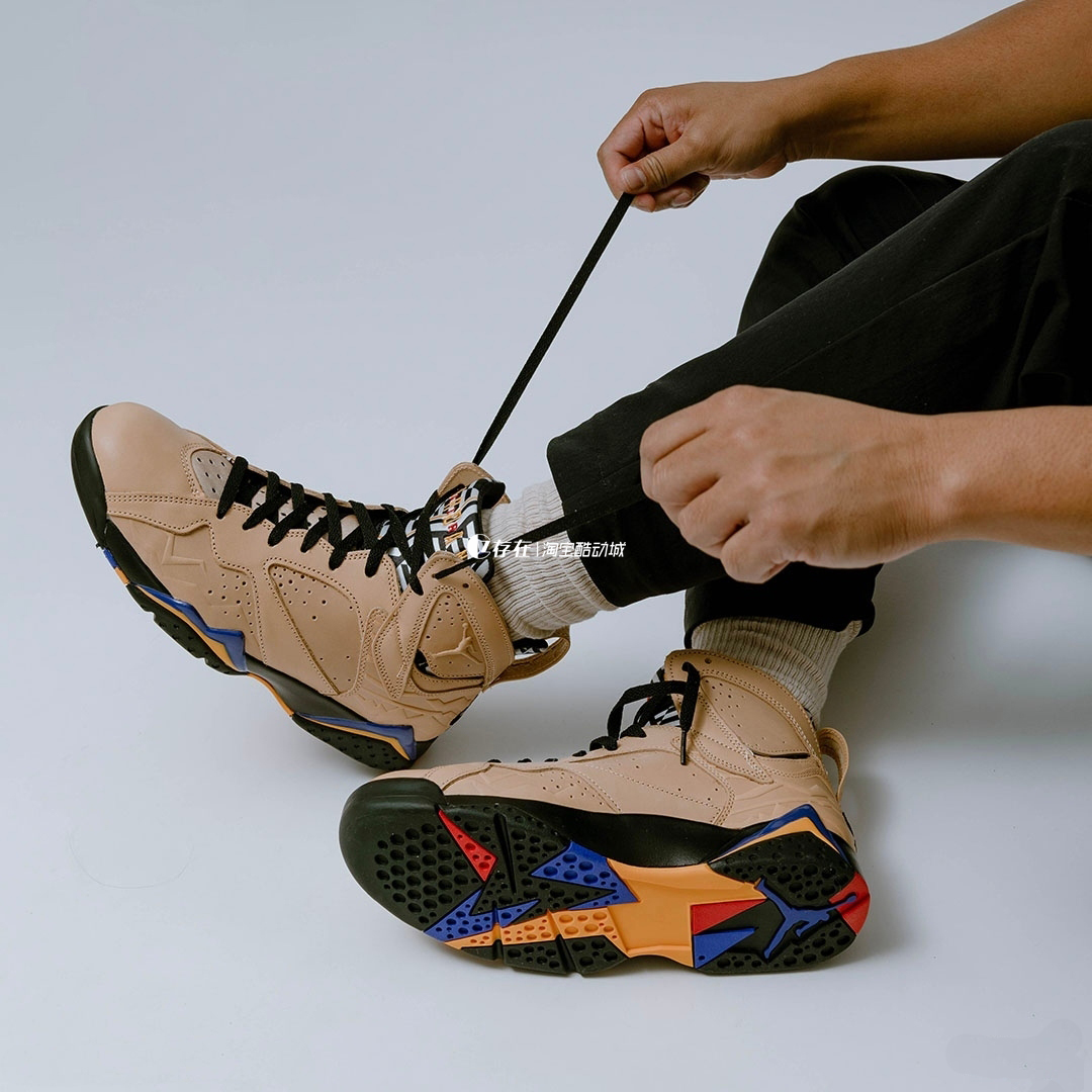 Nike/耐克 Air Jordan 7 retro AJ7男子高帮复古篮球鞋DZ4729-200