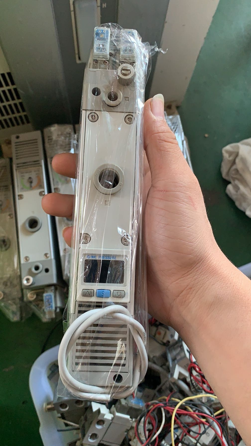 SMC ZL112-K25MZ-G 多级真空发生器 原装正品 95新 非常漂亮