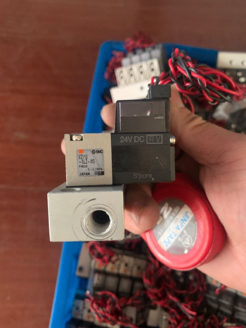 SMC VZ110-5LZ-M5 电磁阀 原装正品拆机 95新