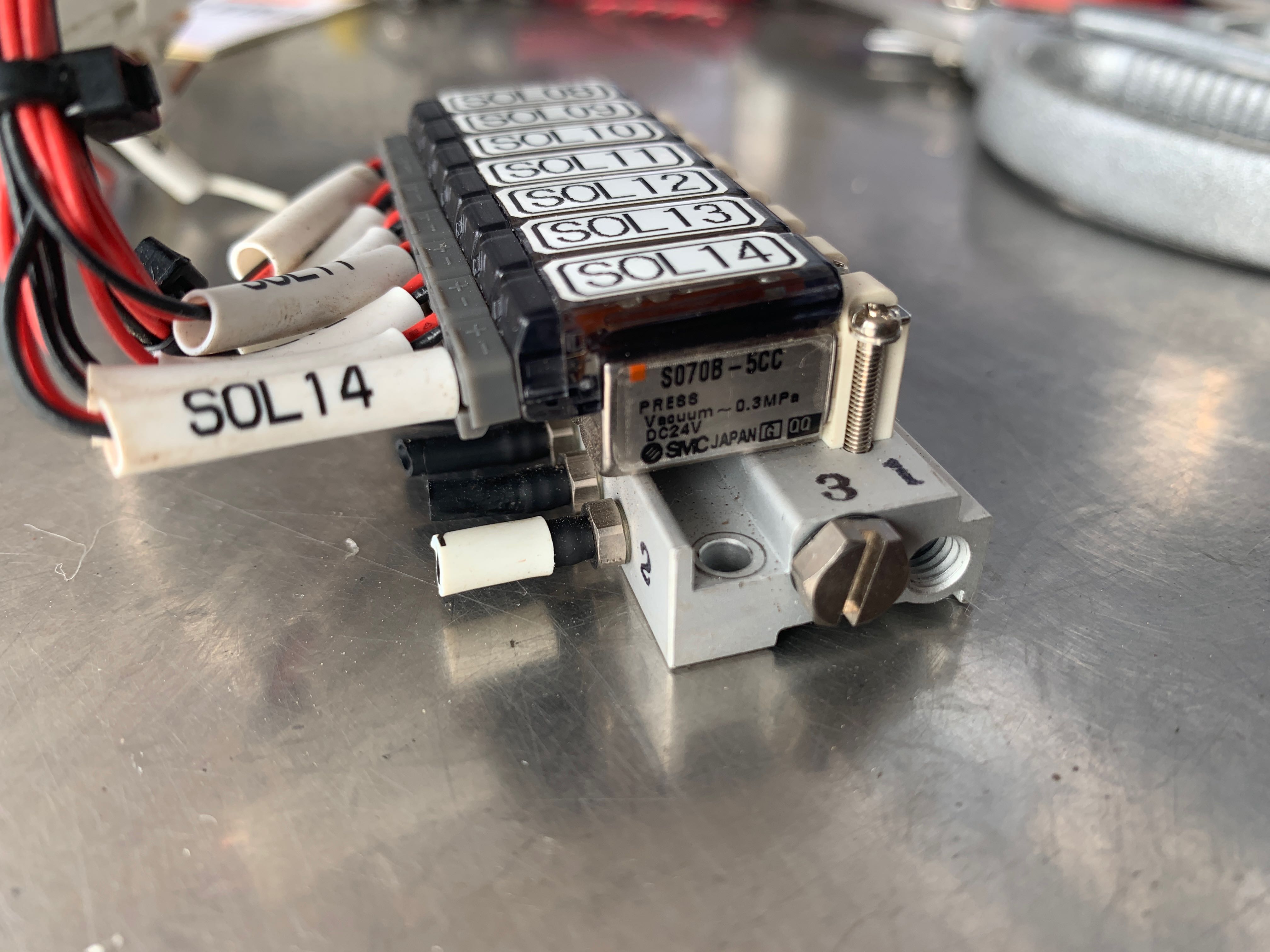 SMC S070B-5cc 电磁阀 原装拆机 包好 99新