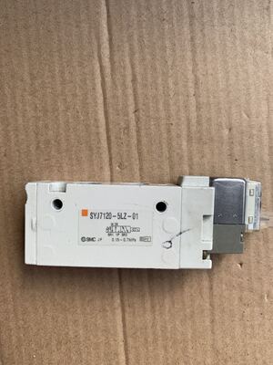SMC SYJ7120-5LZ-01 电磁阀 SYJ7220 SYJ7320 原装正品 9新