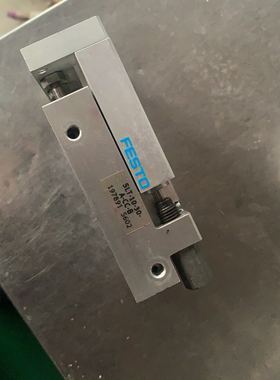 FESTO SLT-10-30-A-CC-B 滑台气缸 197891 成色新