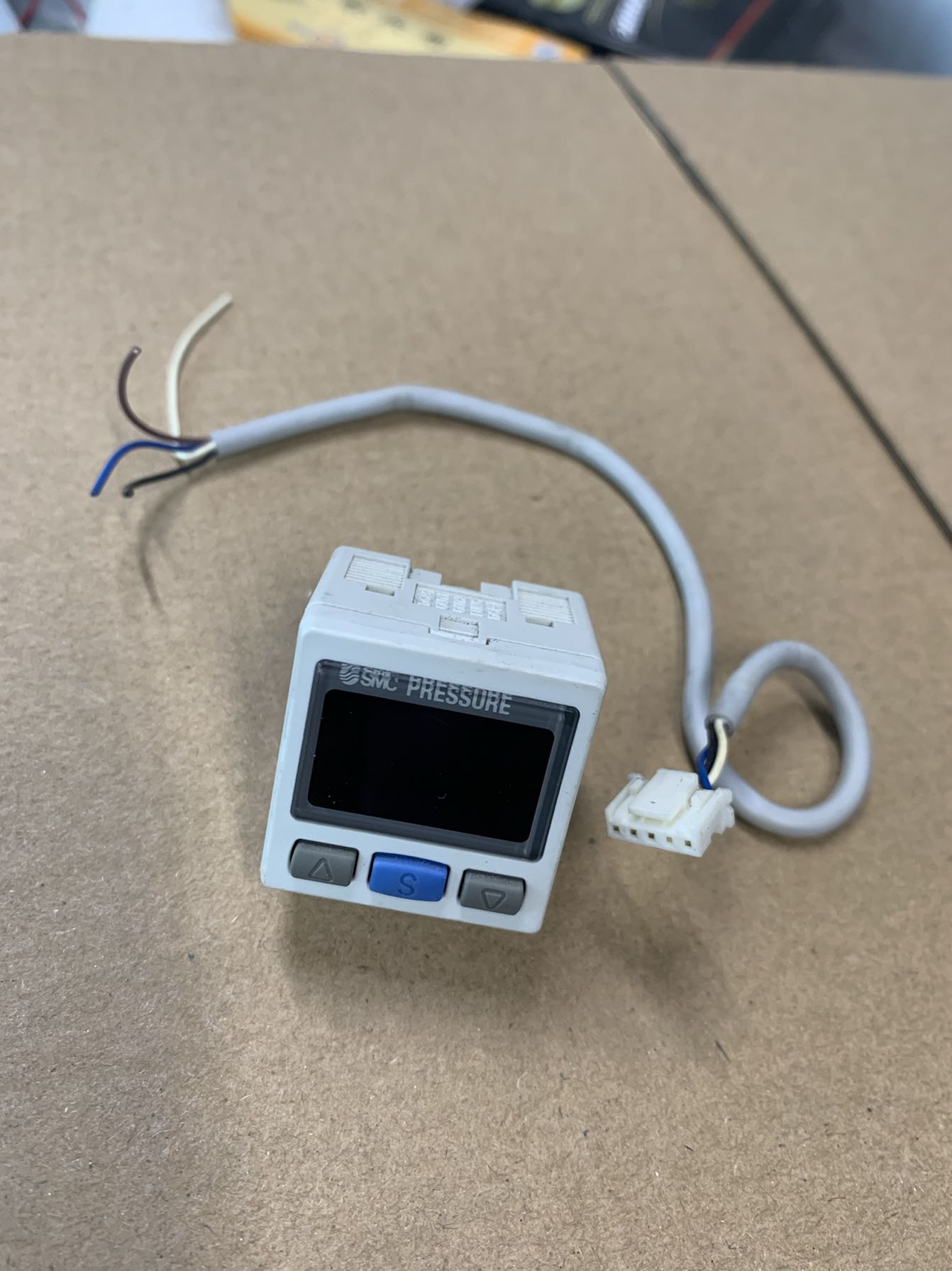 smc传感器压力开关