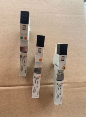 SMC VQ1101-5 5B YVQ1201-5 51 1301 电磁阀 原装正品 进口9新