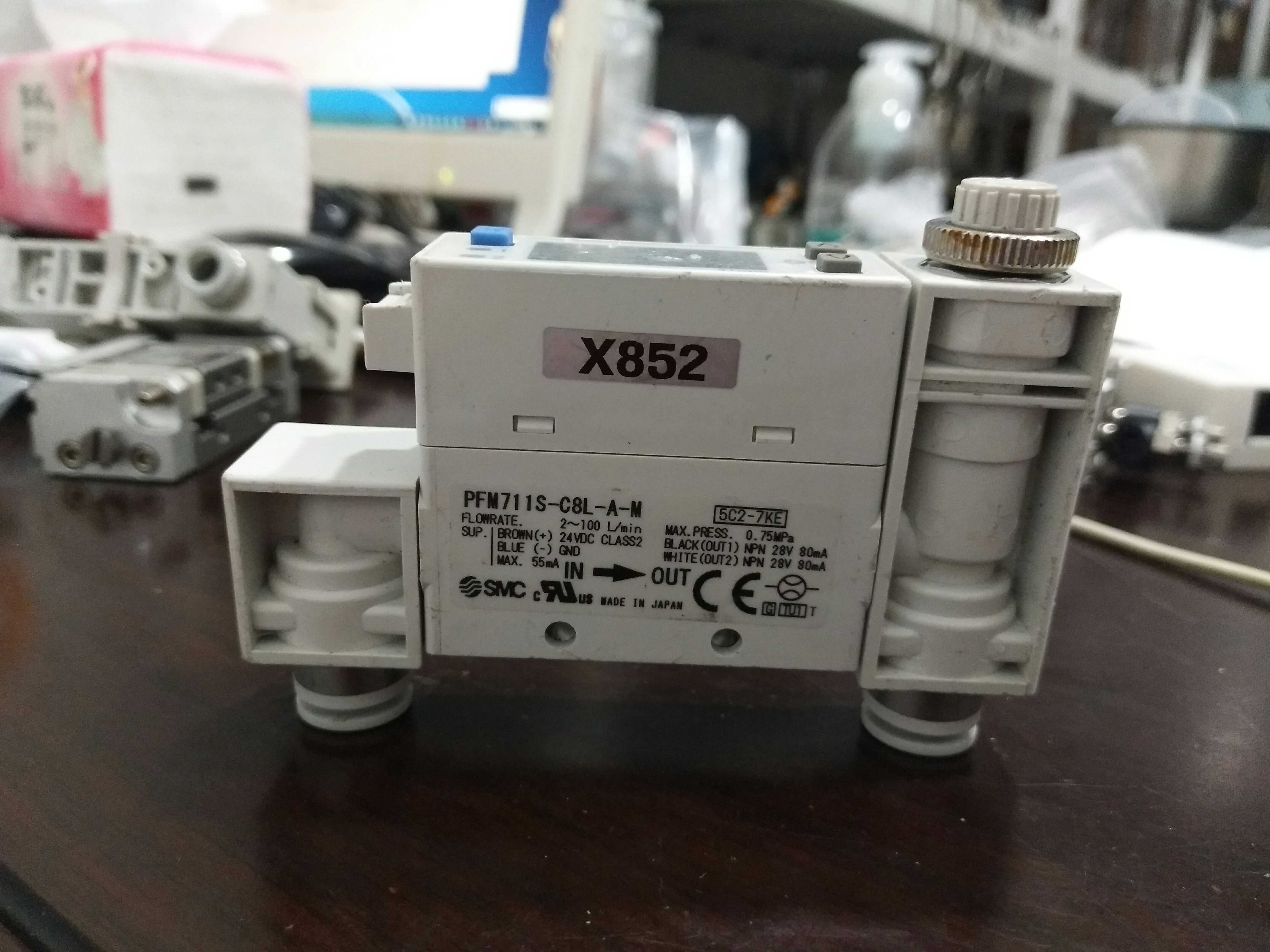 smc PFM711S-C8L-A-M 流量传感器 原装拆机 2-100L/MIN